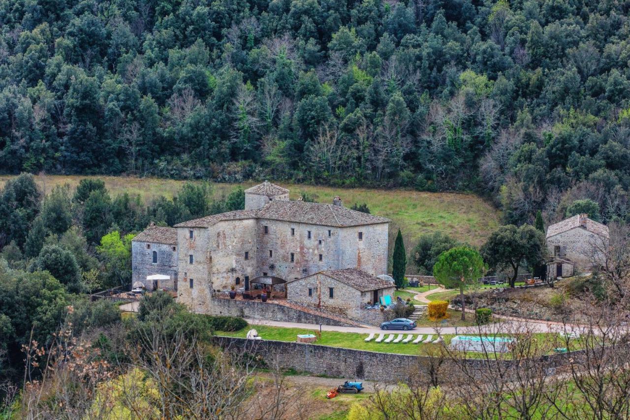 Castello Valenzino Aparthotel Pierantonio Kültér fotó